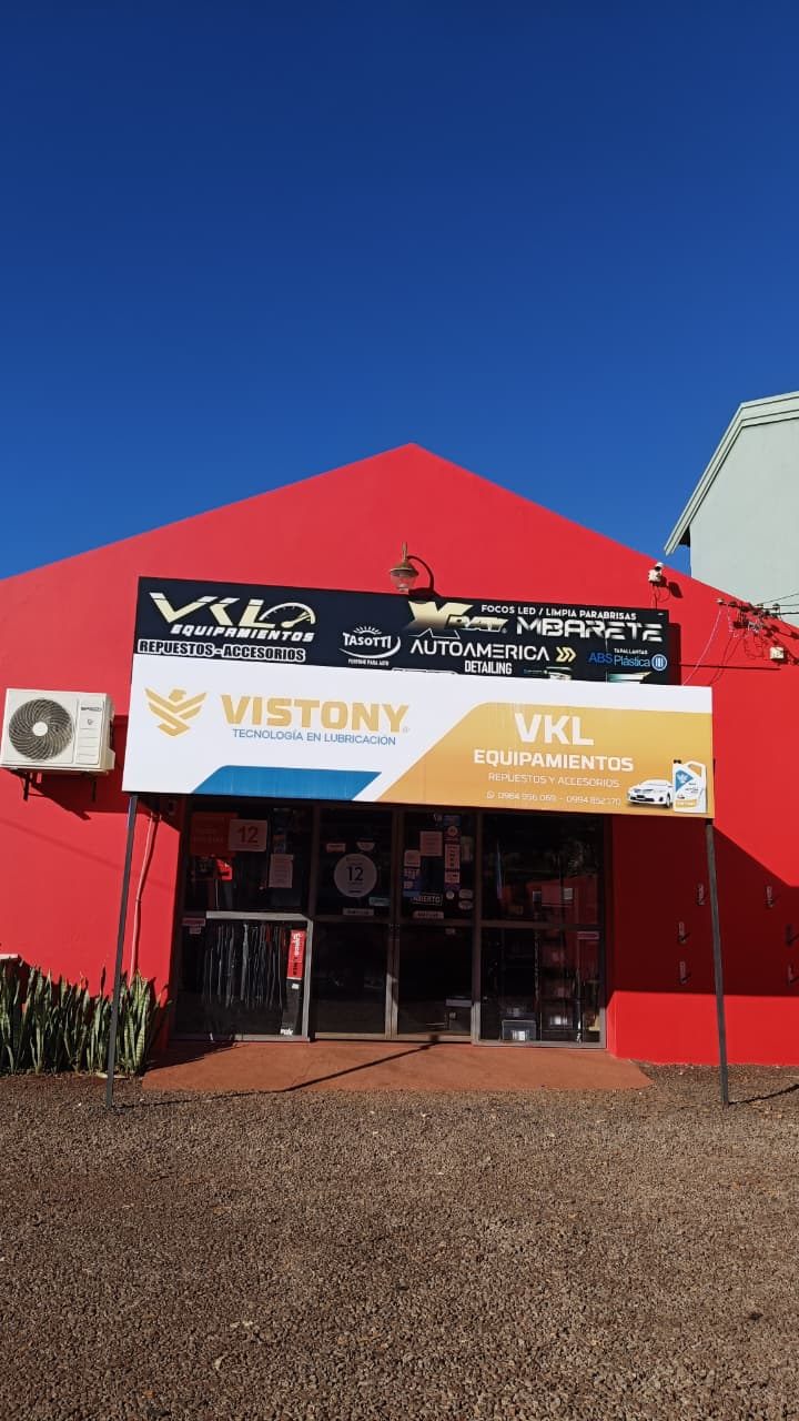 Fachada del local de VKL Equipamientos en Hohenau